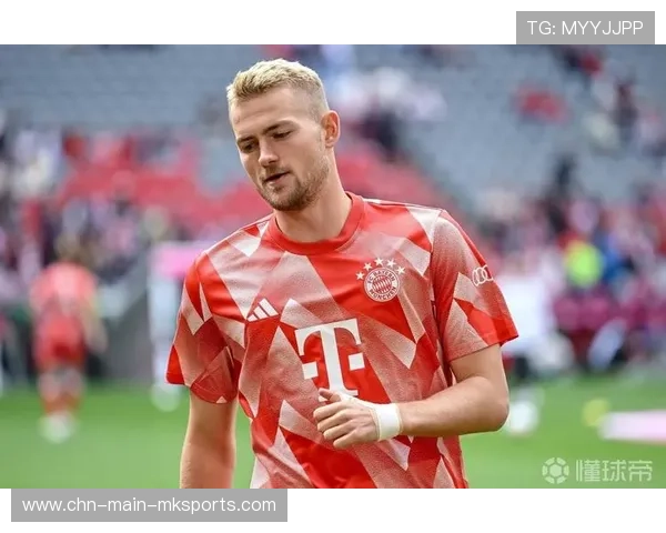 拜仁德利赫特护球稳如磐石